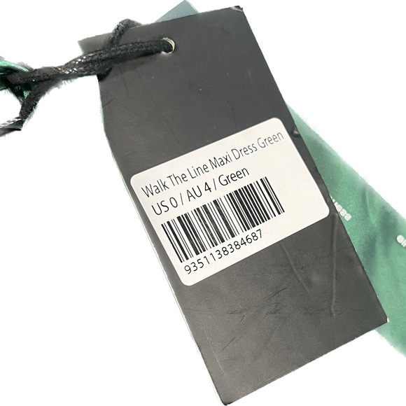 Lioness Walk the Line Midi Dress Green - Picture 4 of 4